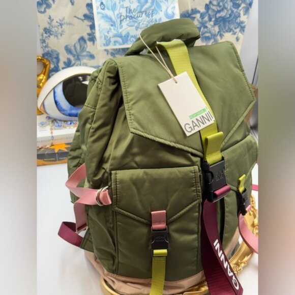 🆕 GANNI 🧿 NWT Recycled Tech Backpack, Kalamata Green & Purple/Pink - Picture 3 of 11